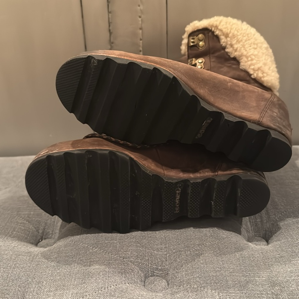 Sorel Conquest boots - Picture 7 of 8